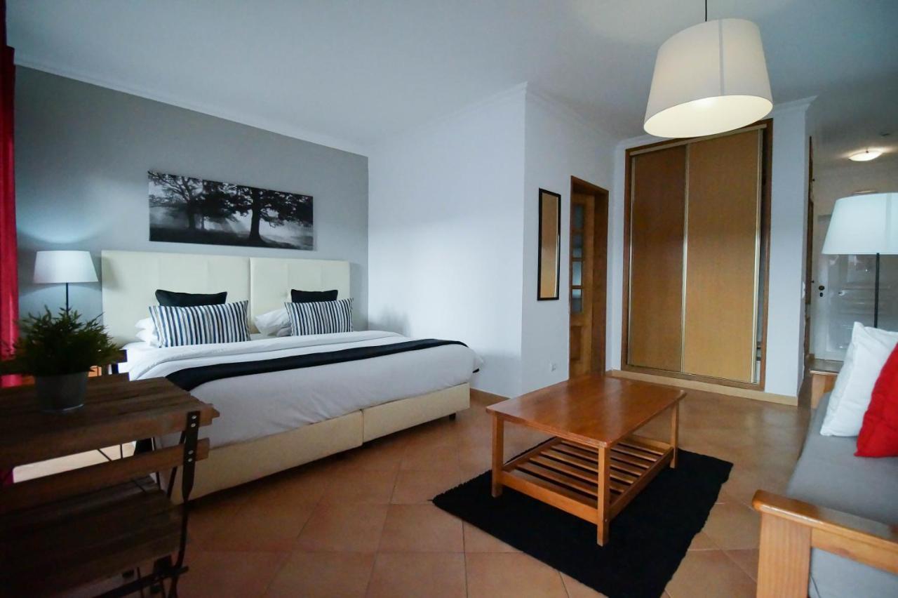 Oasis Beach Apartments Praia Da Luz Екстер'єр фото