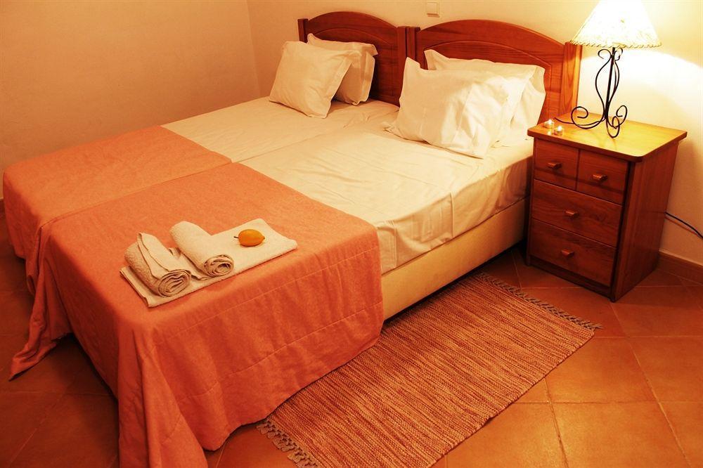 Oasis Beach Apartments Praia Da Luz Екстер'єр фото