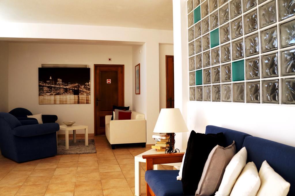 Oasis Beach Apartments Praia Da Luz Екстер'єр фото