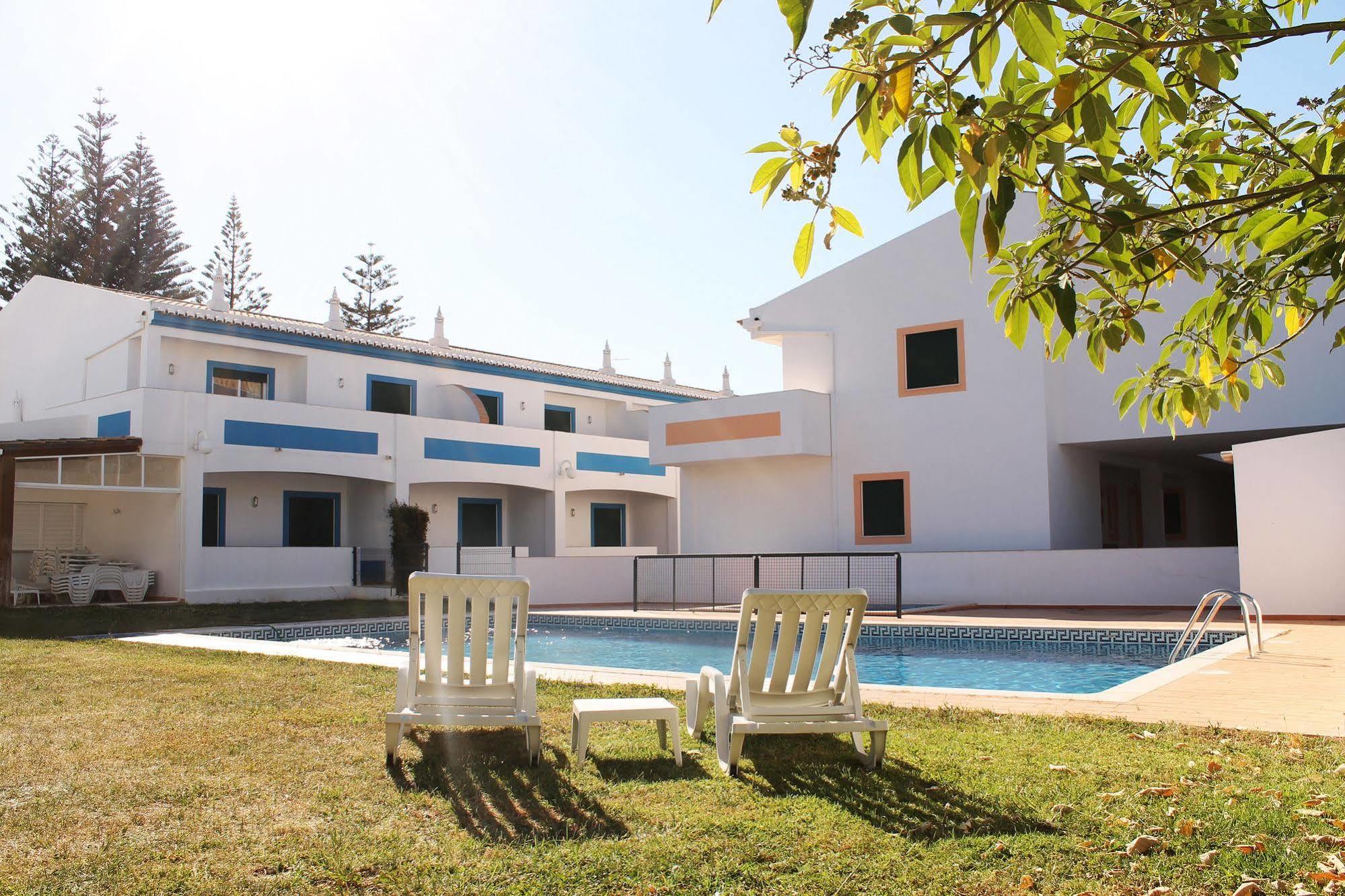 Oasis Beach Apartments Praia Da Luz Екстер'єр фото